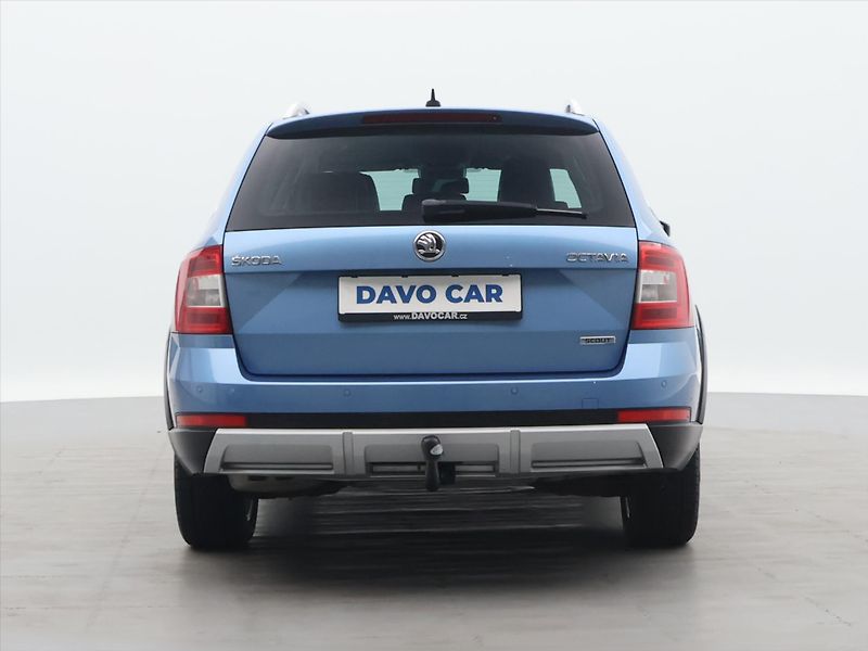 Škoda Octavia 2,0 TDI 135kW 4x4 DSG Scout - fotka 6 z 32