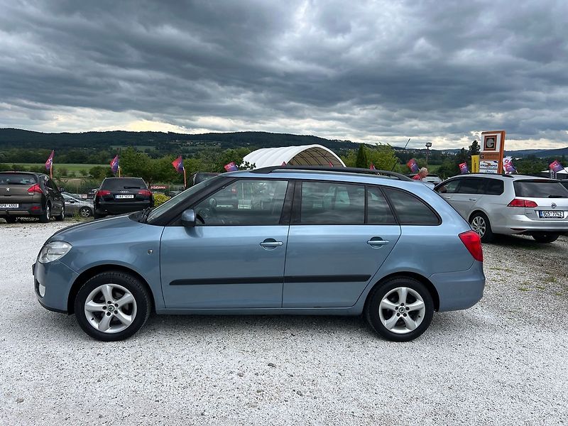 Škoda Fabia 1.6 16V - fotka 10 z 16