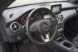 Mercedes-Benz CLA (2017) 200 2,2D SHOOTINGBRAKE AUT. - náhled 9