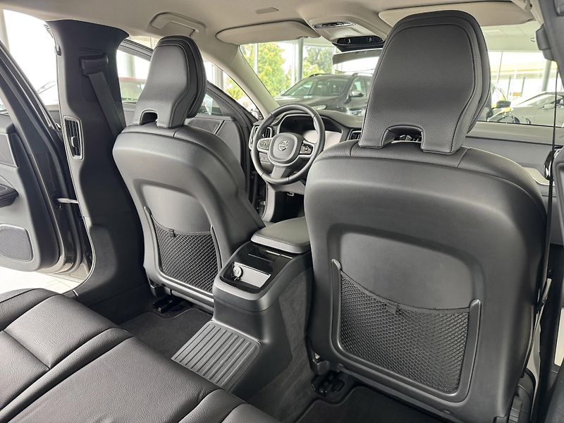 Volvo V60 T6 AWD*257kW*REZERVACE! - fotka 16 z 33