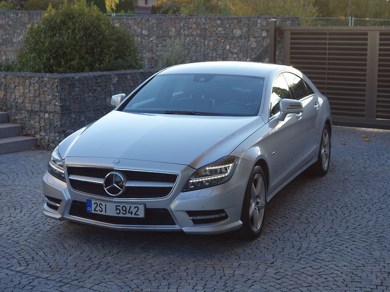 Mercedes-Benz CLS (2012) 350D*4M*AMG*195KW*TOP-VÝB*CZ!! - fotka 11 z 48