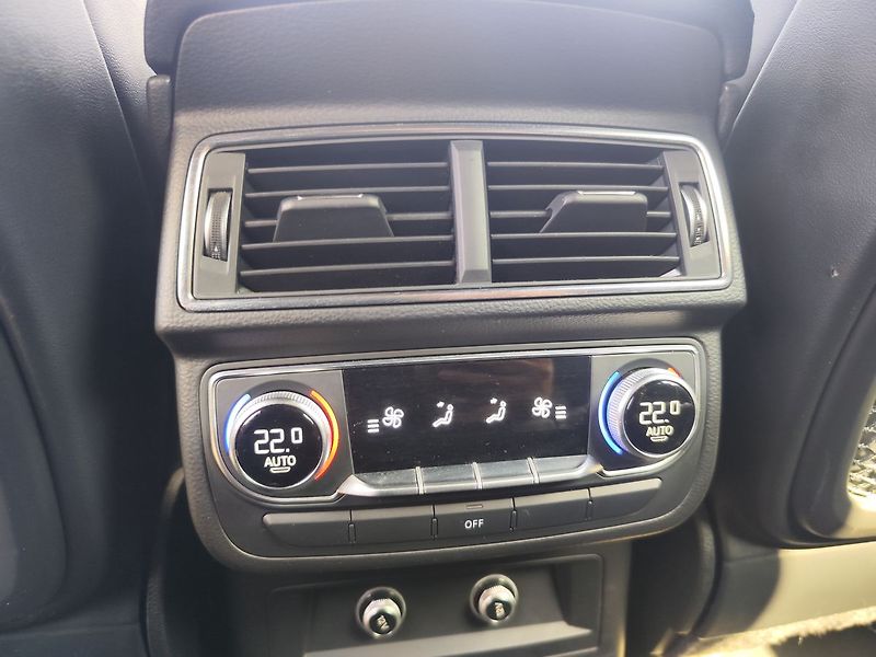 Audi Q7 3.0 TDI/200kW S-Line ČR Quattr - fotka 16 z 41