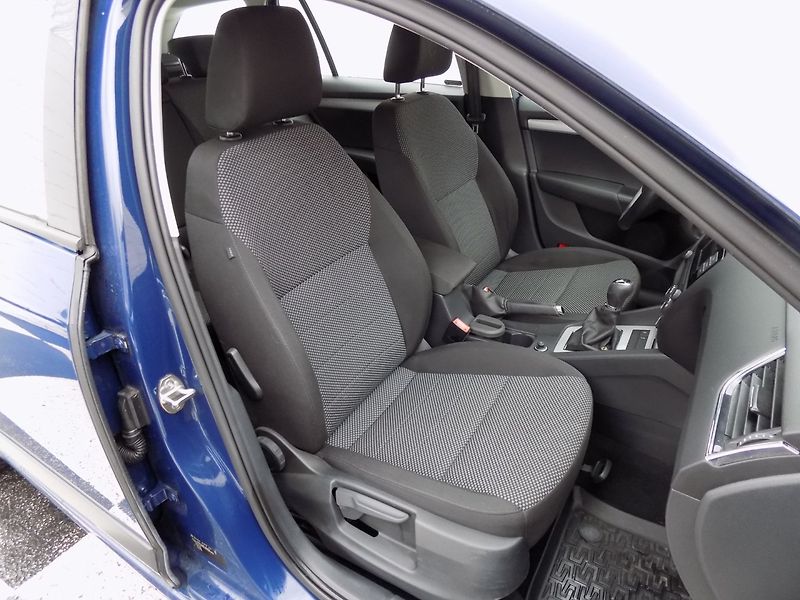 Škoda Octavia (2015) 1.4TSi/1.Maj.ČR/klimatizace/ - fotka 16 z 32
