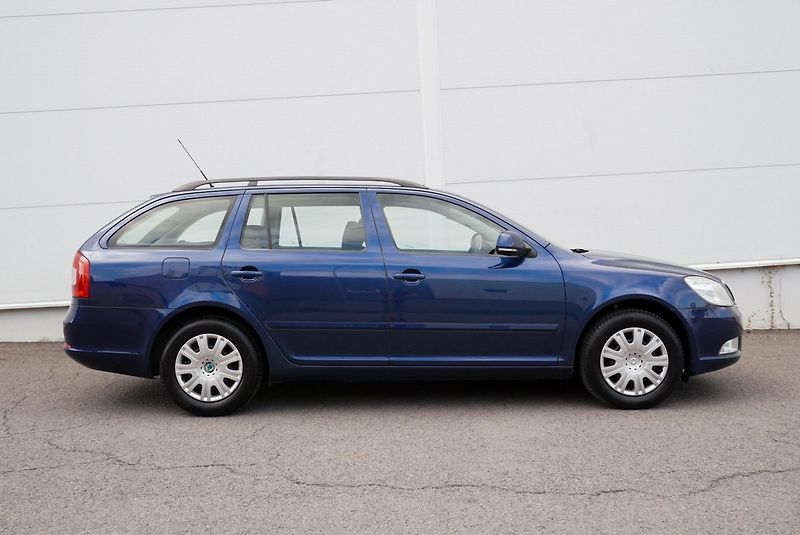 Škoda Octavia 1.4 MPI AMBIENTE - fotka 12 z 26
