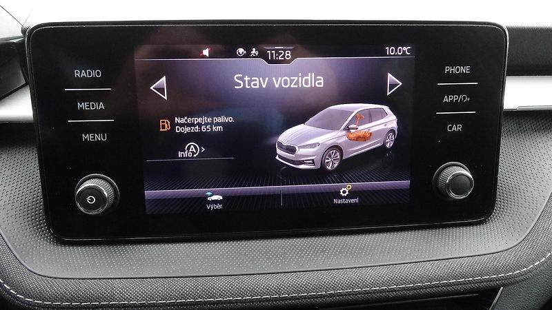 Škoda Fabia 1.0TSi Style + druhá sada kol - fotka 12 z 24