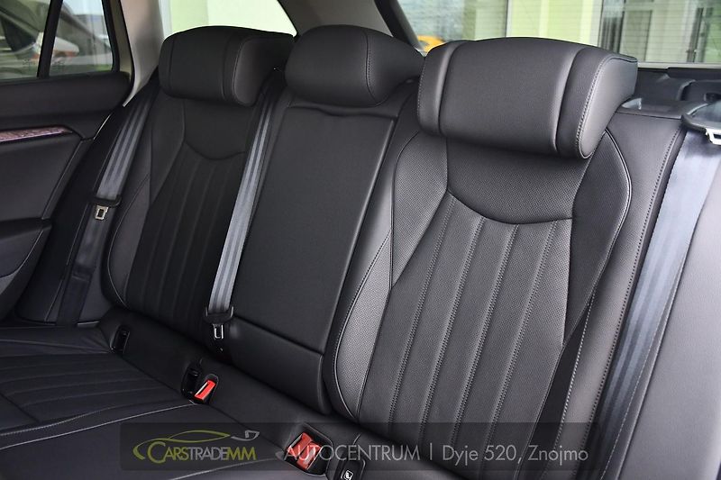 Škoda Superb 2.0TDi 142kW L&K 4x4 - fotka 13 z 61