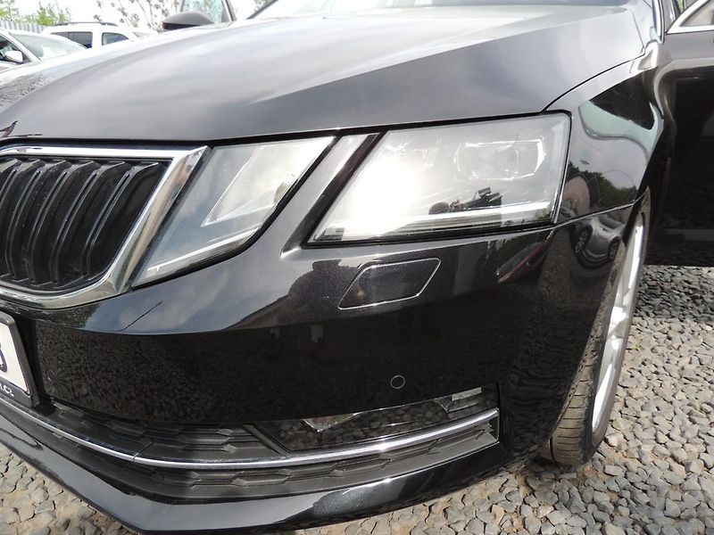 Škoda Octavia (2019) 2.0TSI,140kw,DSG,4x4,TZ,Style - fotka 36 z 49