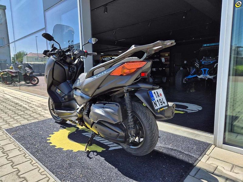 Yamaha X-Max 400 (2019) - fotka 6 z 22