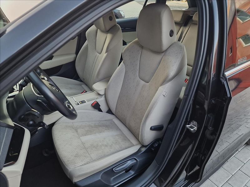 Škoda Octavia 2.0TDI 110kW DSG Style, 1.Maj. - fotka 36 z 50