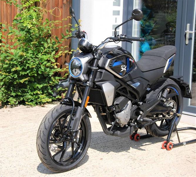 CFMOTO 300 CL-X (2026) 300CL-X BLACK - fotka 9 z 25