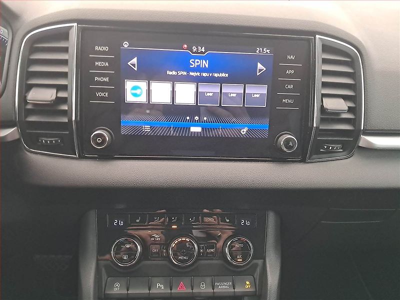 Škoda Karoq (2020) Style 1.5 TSI - fotka 12 z 18