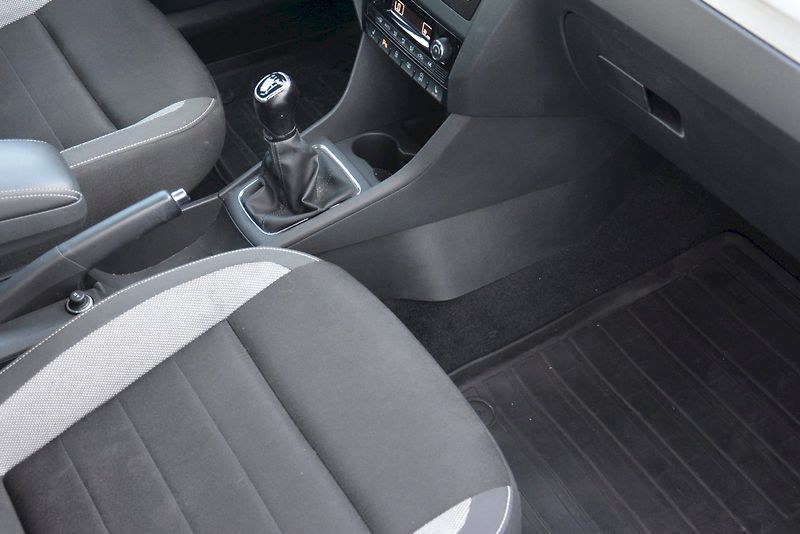 Škoda Rapid (2018) 1.0 TSI 81 KW Ambition PLUS - fotka 9 z 23