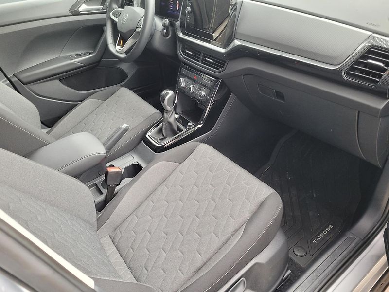 Volkswagen T-Cross (2025) People 1.0 TSI 85 kW - fotka 9 z 9