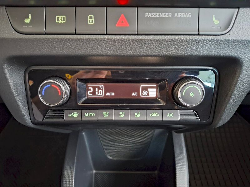 Škoda Fabia (2017) Combi Style DSG 1,0TSi 81kW - fotka 31 z 35