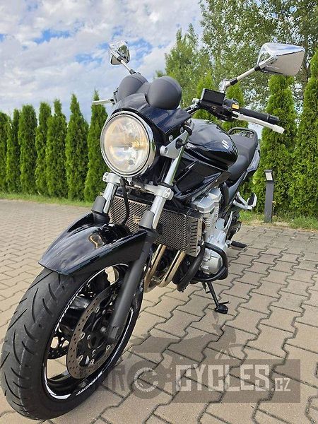 Suzuki GSF 650 N Bandit (2008) - fotka 10 z 17