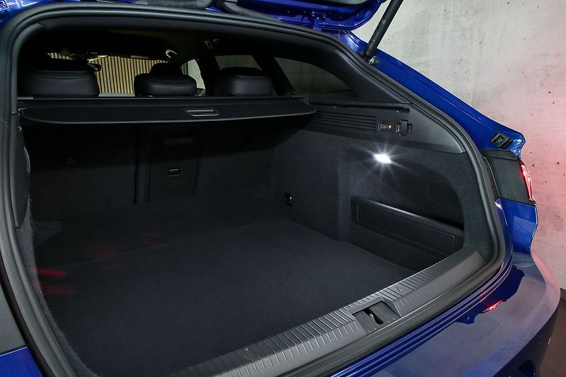 Volkswagen Arteon Shooting Brake 2.0TSI 140kW DSG R-Line Tažné - fotka 30 z 33