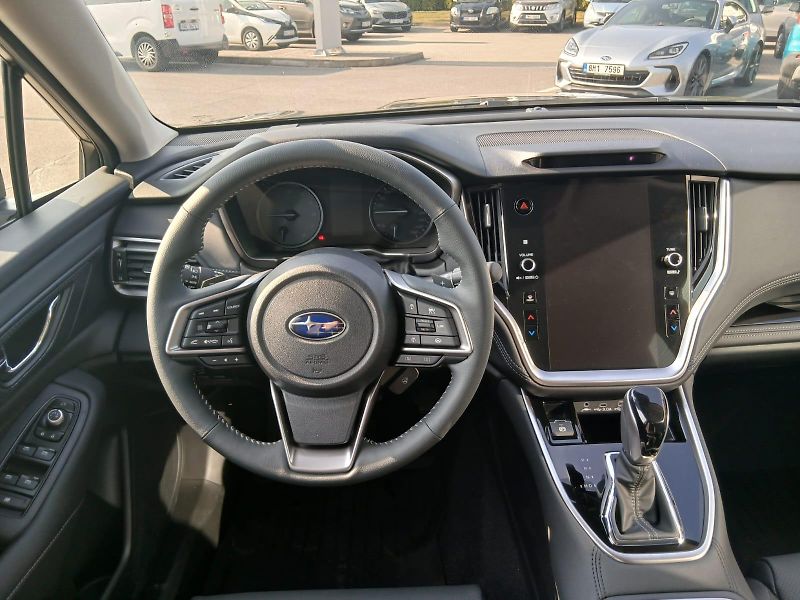 Subaru Outback (2025) 2,5i COMFORT NAPA  - fotka 12 z 13