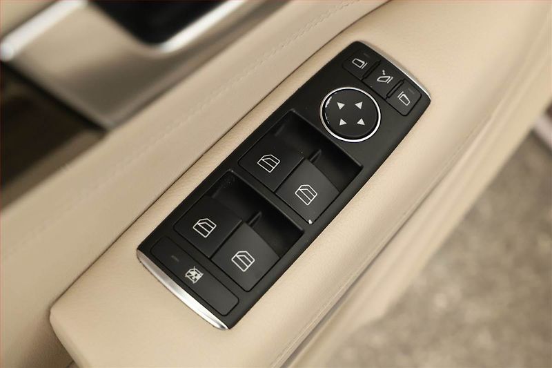 Mercedes-Benz Třídy E (2013) E 350 BlueTEC - fotka 18 z 18