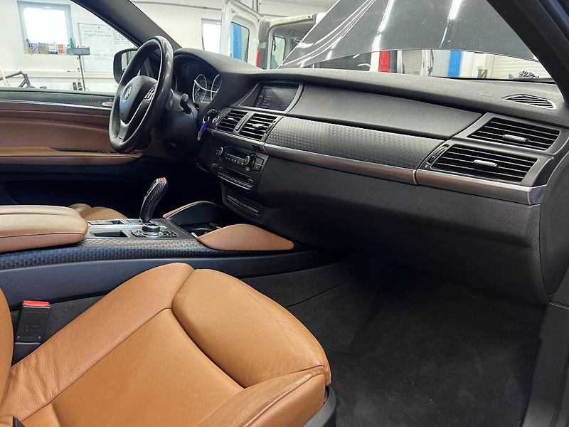 BMW X6 40D 3.0D xDrive 225 kW - fotka 17 z 22