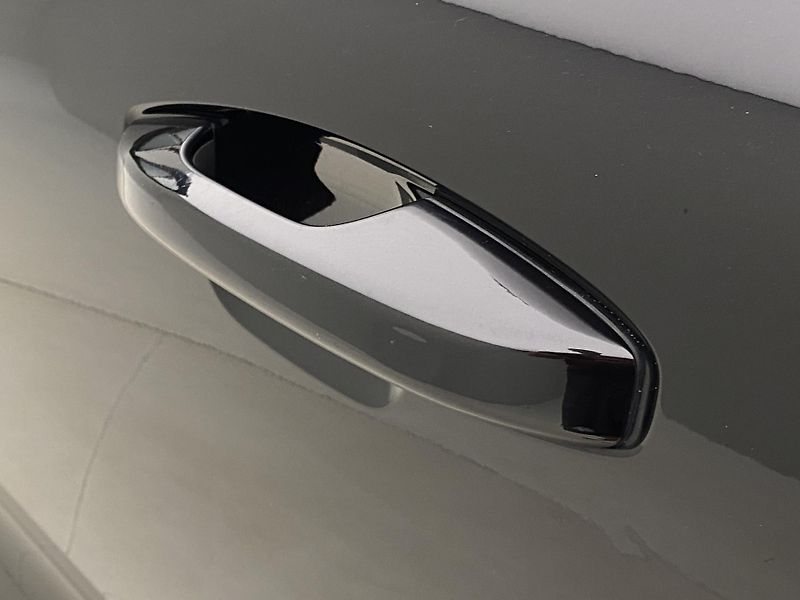 Volvo XC40 T5 AWD MOMENTUM AUT - fotka 32 z 45