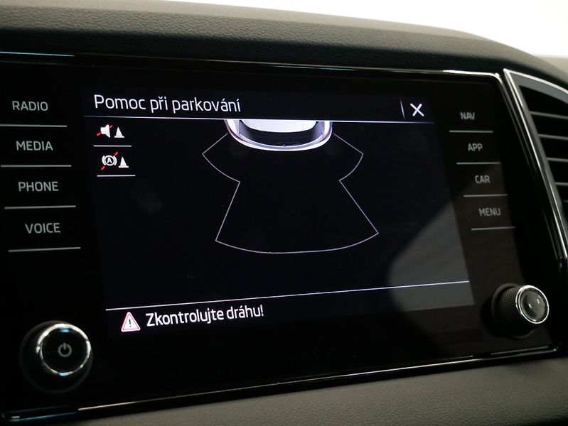Škoda Karoq - fotka 23 z 29
