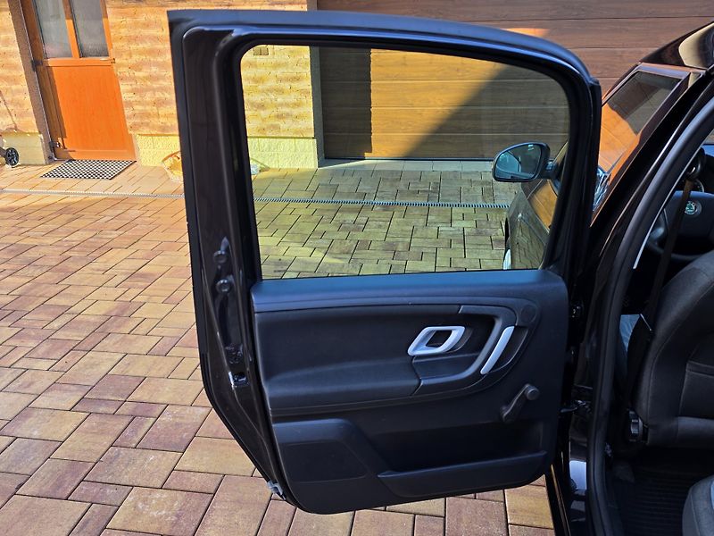 Škoda Roomster (2008) 1.4i 16V STYLE*PO ROZVODECH* - fotka 19 z 46