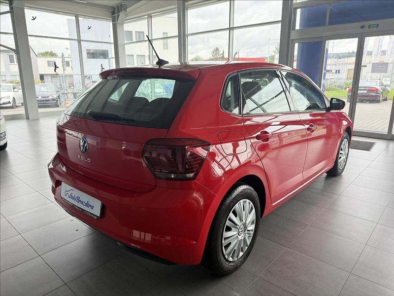 Volkswagen Polo 1,0   MPI 59kW,SERVISKA,1.MAJ - fotka 6 z 22