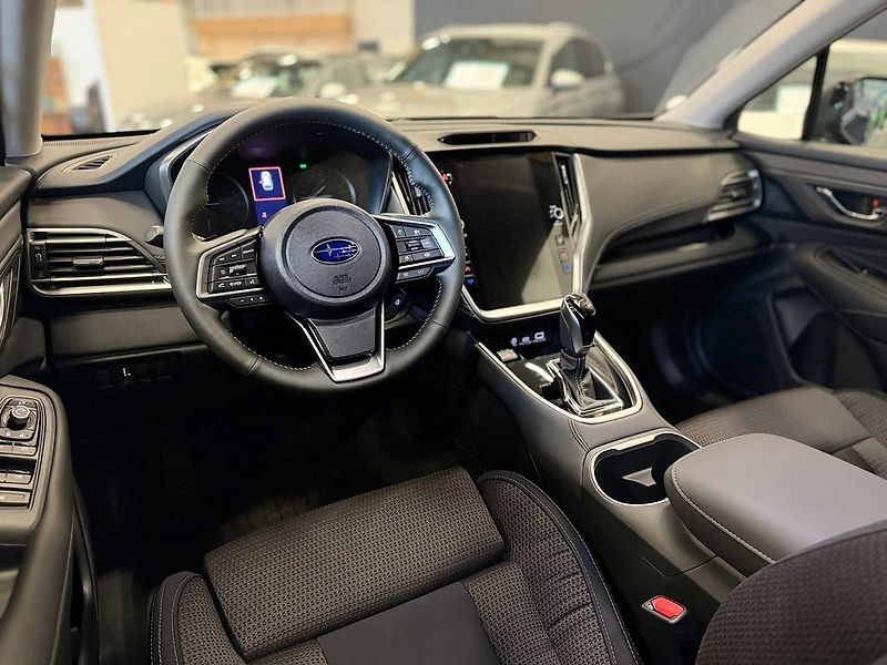 Subaru Outback 2.5i 4WD Active - fotka 12 z 15