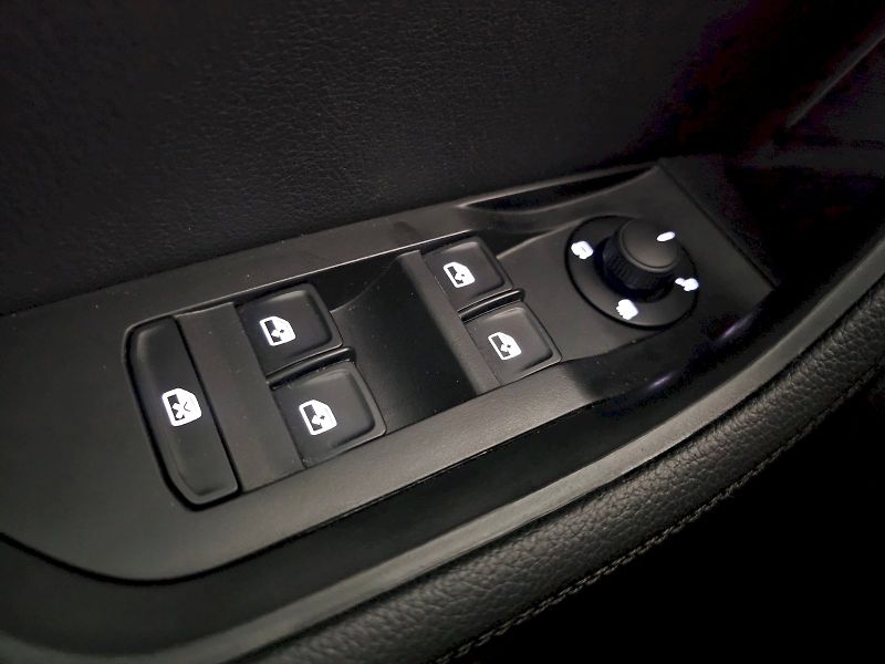 Škoda Superb (2023) 2.0TDi 147kW 4x4 STYLE EXTRA W - fotka 21 z 30