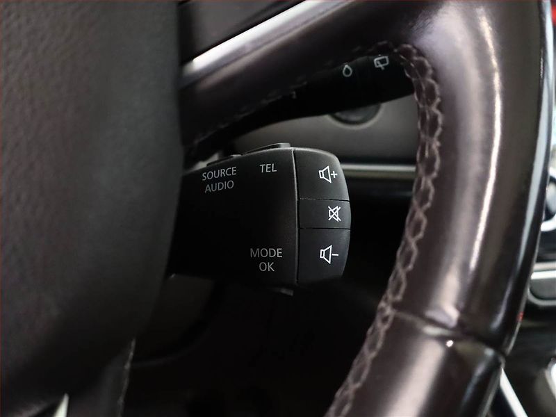Renault Espace (2016) 1.6 dCi, Automat, 7 míst, Navi - fotka 17 z 25