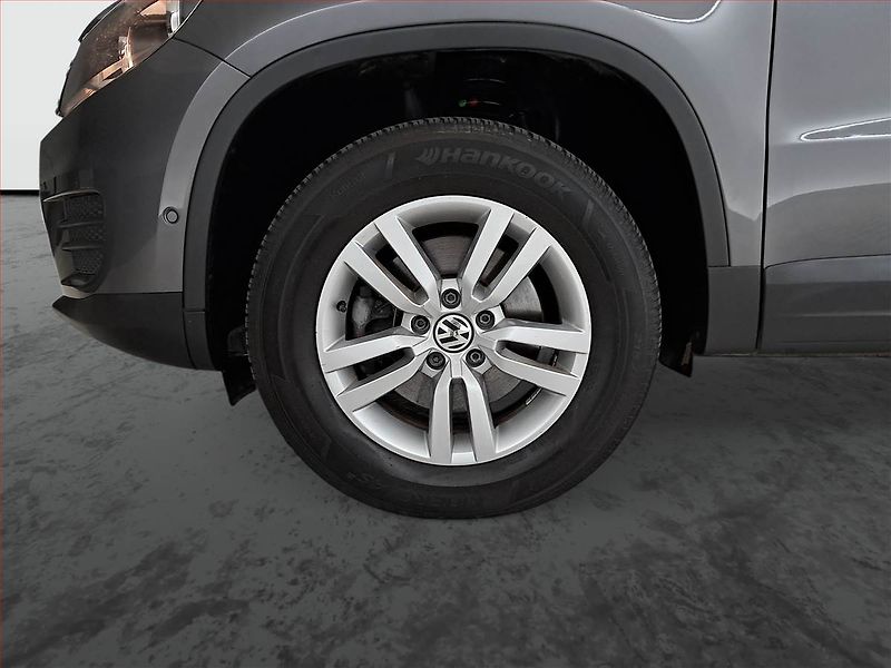 Volkswagen Tiguan (2013) 2.0 TDI, Park. senzory - fotka 15 z 22