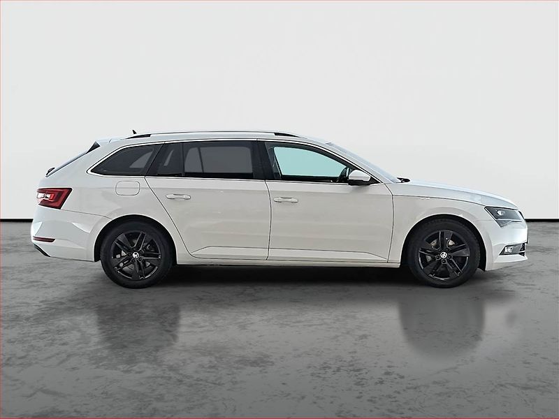 Škoda Superb (2015) 1.6 TDI, Kůže, Bi-Xenony - fotka 6 z 23
