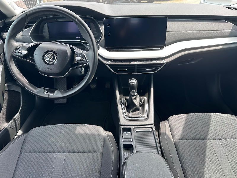 Škoda Octavia 2.0 TDI Style - fotka 10 z 15