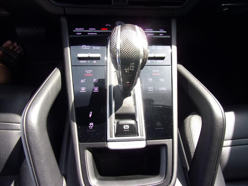 Porsche Cayenne 3,0 V6  Coupé 2maj. DPH - fotka 24 z 33