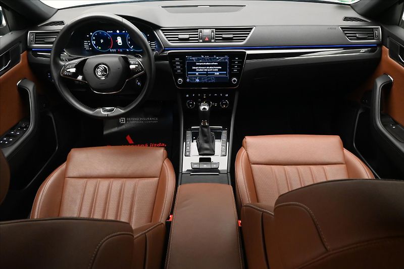 Škoda Superb 2,0 TSI 206kW L&K DSG 4x4 Záru - fotka 15 z 32