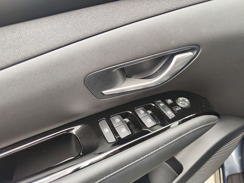 Hyundai Tucson 1.6 T-GDI/110kW Smart - fotka 30 z 31