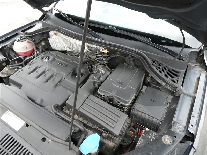 Volkswagen Tiguan 2,0 TDi 110kW Lounge DSG, 4x4 - fotka 35 z 54