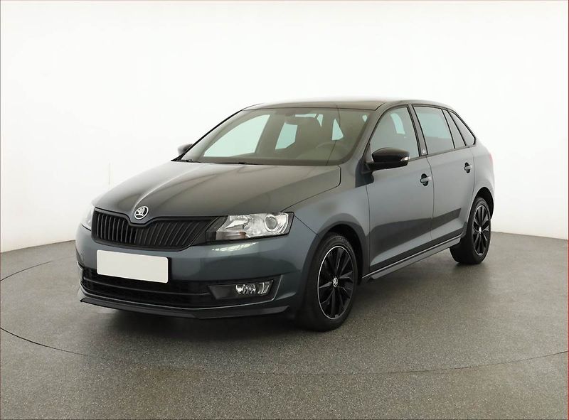 Škoda Rapid (2017) Spaceback 1.2 TSI, Serv.kniha - fotka 2 z 19