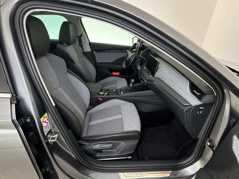 Škoda Octavia Top Selection - fotka 9 z 28