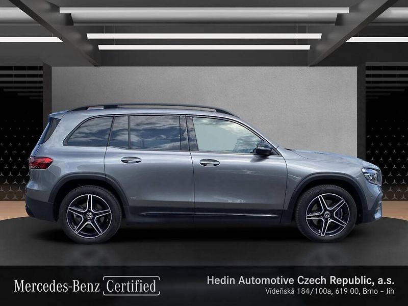 Mercedes-Benz GLB (2023) 250 4MATIC - fotka 6 z 29