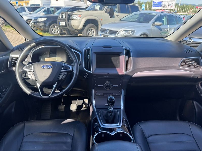 Ford Galaxy (2016) 2,0 TDCI 132KW 1. MAJ TITAN 7X - fotka 22 z 50