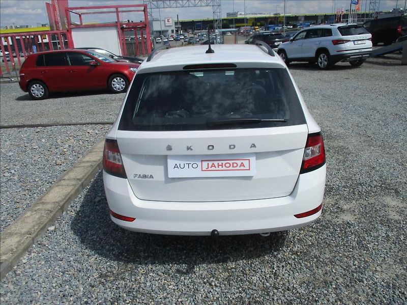 Škoda Fabia 1,0 TSI, servis,DPH,1.maj,CZ, - fotka 7 z 29