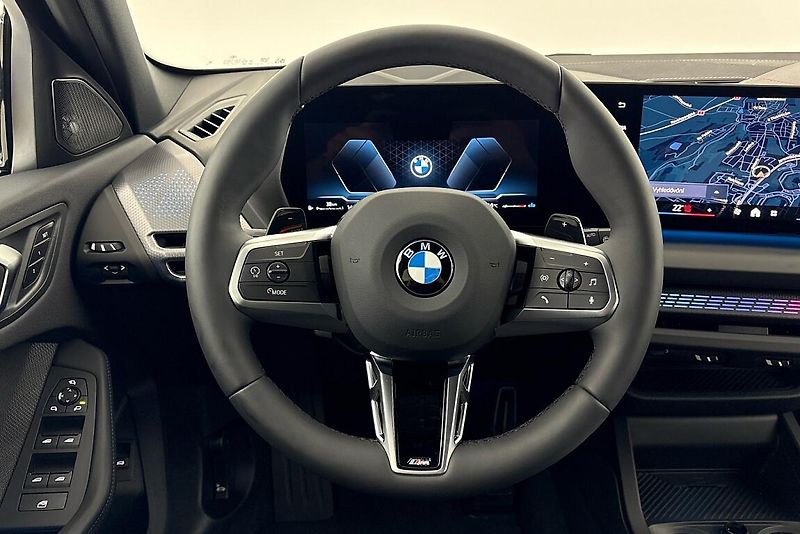 BMW Řada 1 120d - fotka 8 z 17