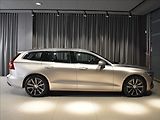 Volvo V60 2,0 T6 AWD Core - náhled 2
