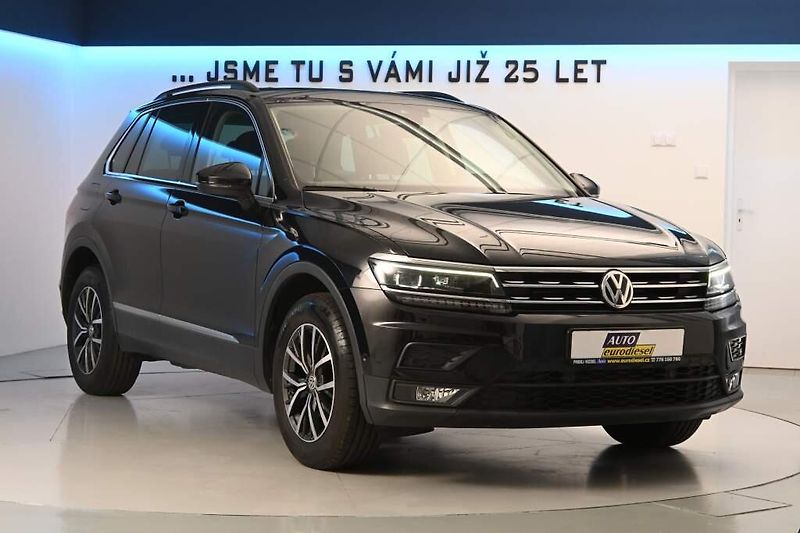 Volkswagen Tiguan (2021) 2.0 4Motion LED Matrix DSG ACC - fotka 4 z 35