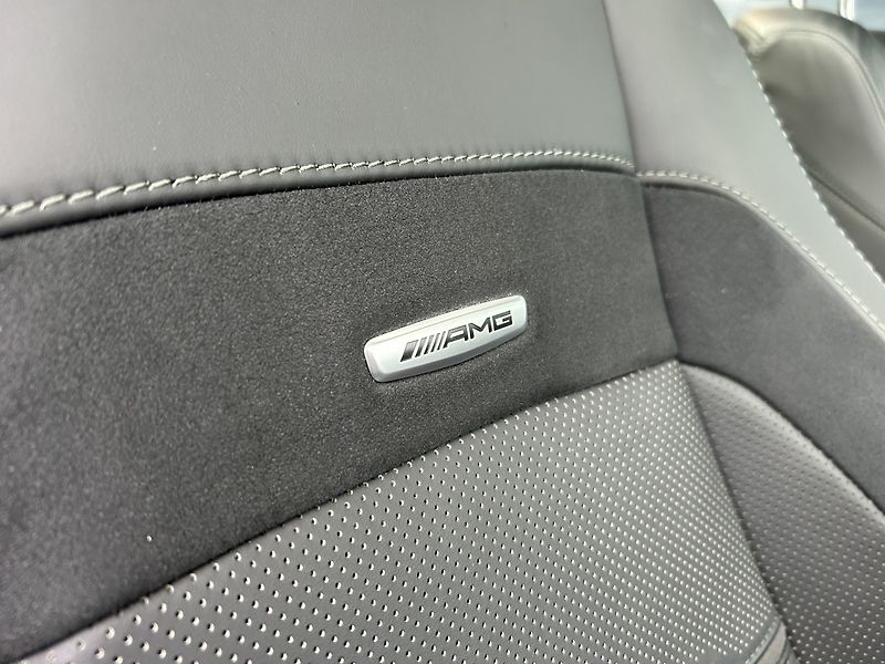 Mercedes-Benz GLE 53 AMG 4MATIC+ AIRMATIC - fotka 19 z 30