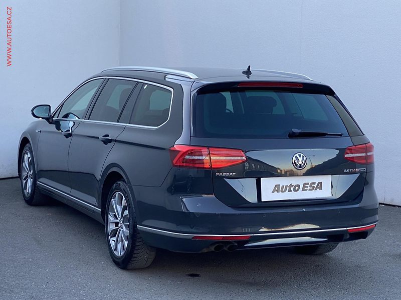 Volkswagen Passat (2015) 2.0 TDi 4x4, ČR, Highline - fotka 6 z 18