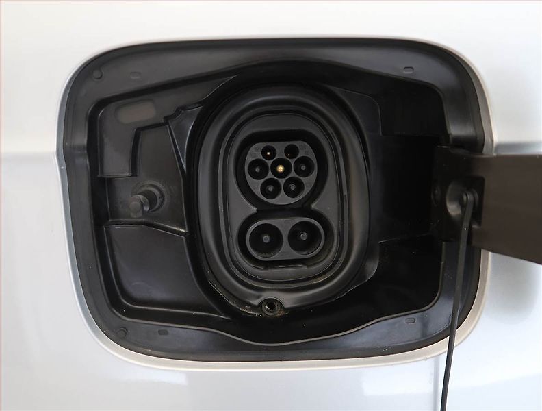 Škoda Enyaq (2023) 60 (62 kWh), SoH 92% - fotka 27 z 28