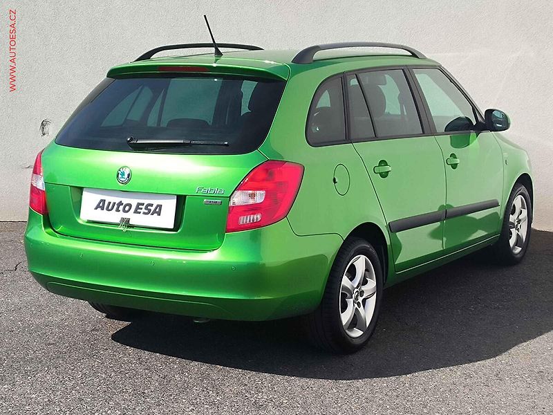 Škoda Fabia (2012) 1.2 TSi, Family, +kola - fotka 4 z 16