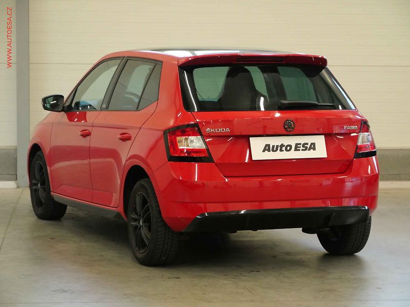 Škoda Fabia (2016) 1.2 TSI, ČR, Xenon, panor. - fotka 6 z 13
